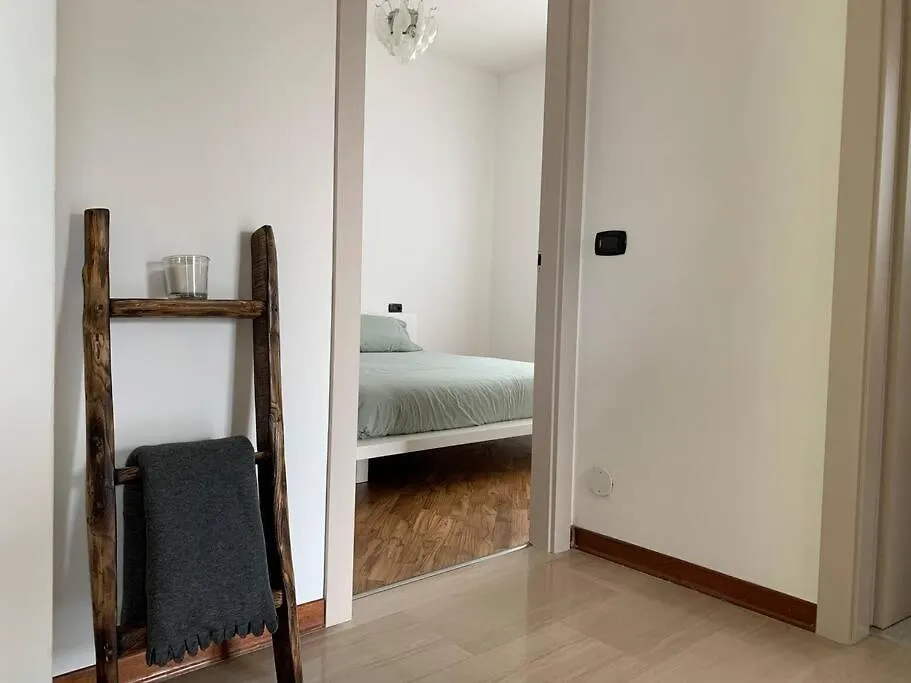 Apartment La Finestra Sul Lago Di Como Italy